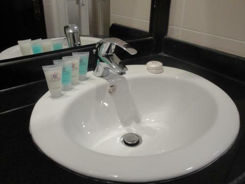 Apartamentos Marina Royal Hotel Suite