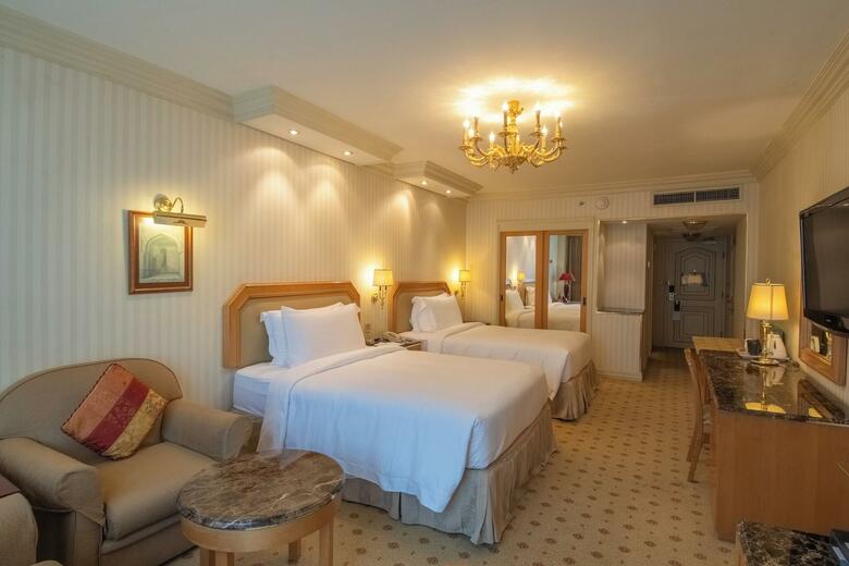 Sheraton Kuwait, A Luxury Collection Hotel