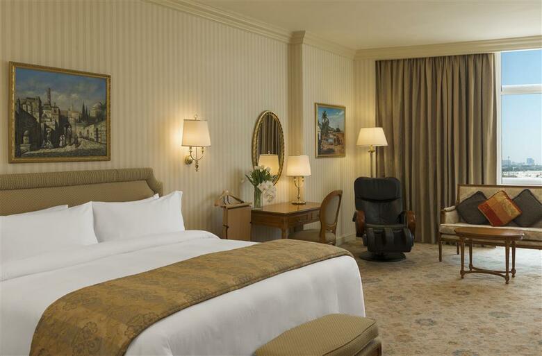 Sheraton Kuwait, A Luxury Collection Hotel