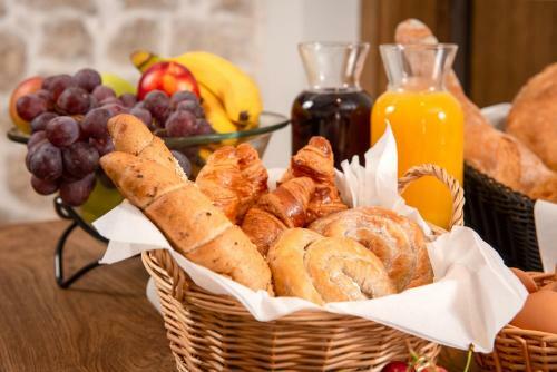 Bed & Breakfast Villa Basca