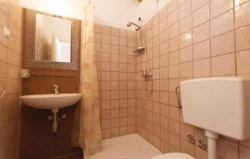 Villa 704
