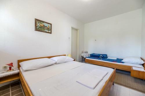 Apartments Janko Zarok