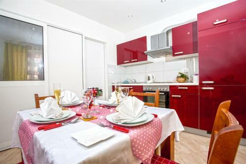Apartment Rilka - 20m From The Sea