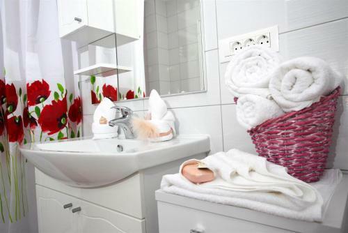 Apartment Rilka - 20m From The Sea
