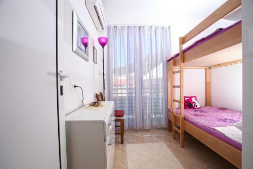 Apartment Rilka - 20m From The Sea
