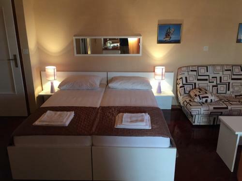 Beautiful Apartments With Balcony And Garden - Bnm 2