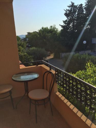 Beautiful Apartments With Balcony And Garden - Bnm 2