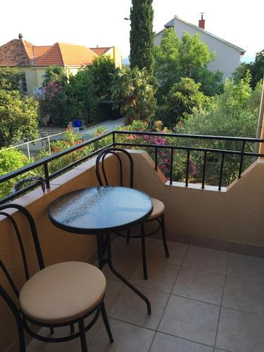 Beautiful Apartments With Balcony And Garden - Bnm 2