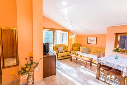 Apartment Maestral