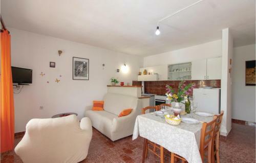 Holiday Home Borova Bb II