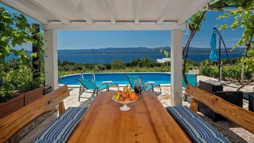 Villa Ivo - House With Pool