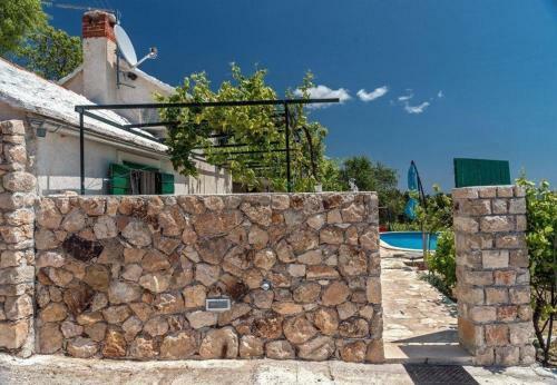Villa Ivo - House With Pool