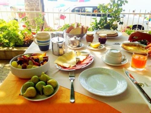 Apartment In Brist With Balcony, Air Condition, Wifi (3772-6)