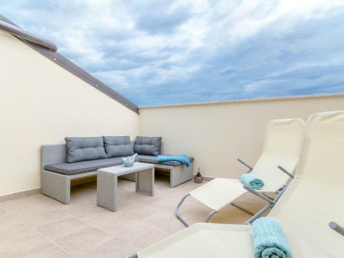 Holiday Home Villa Anna - Ckv350