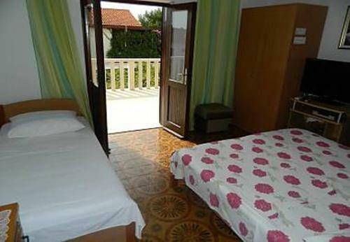 Apartments Darka - 100m From Sea