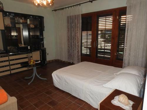 Apartments Mari - Next To The Sea