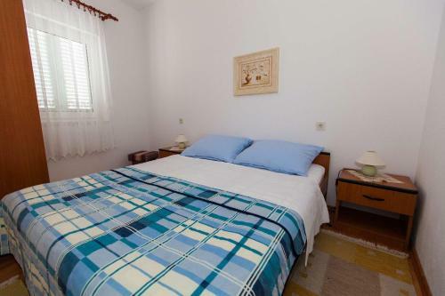 Apartamentos Eda Cor