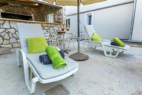 Beachfront Holiday House Kaliope