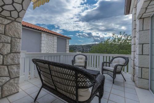 Villa Luxury Stone