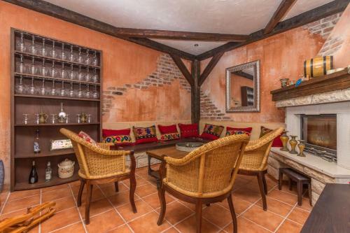 Villa Luxury Stone