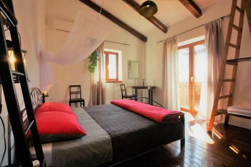 Rustic Villa Ena With Pool For Up To 10 Persons