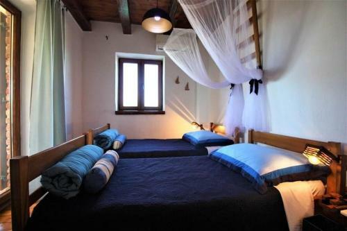 Rustic Villa Ena With Pool For Up To 10 Persons