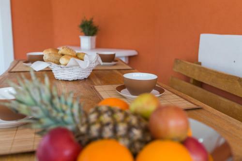 Villa Deni - Four Bedroom Villa With Pool