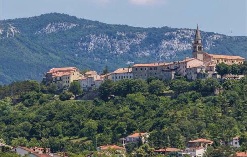 Awesome Apartment In Buzet With Wifi