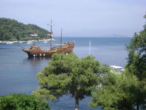 Immaculate 6-bed Villa In Cavtat