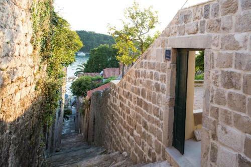 Sweet Old Stone House Cavtat