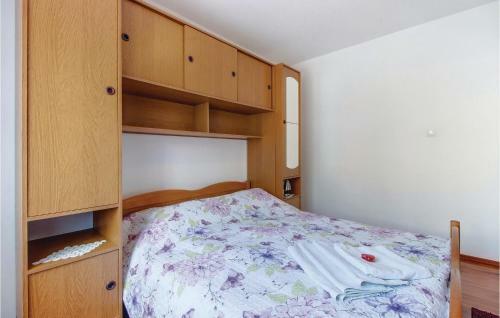 One-bedroom Apartment In Cres
