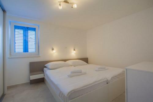 Hostal Deluxe Apartment Skalnica With Sea View