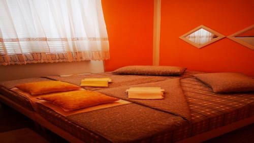 Hostal Apartment Mila In The City Center
