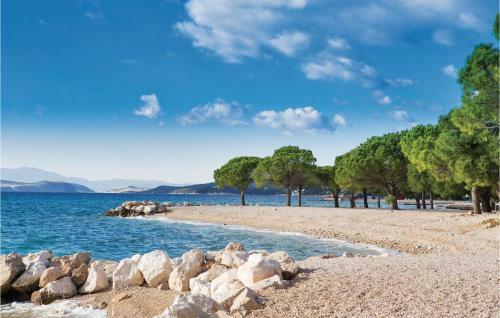 One-bedroom Apartment In Crikvenica