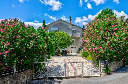 Apartamentos Benko 2