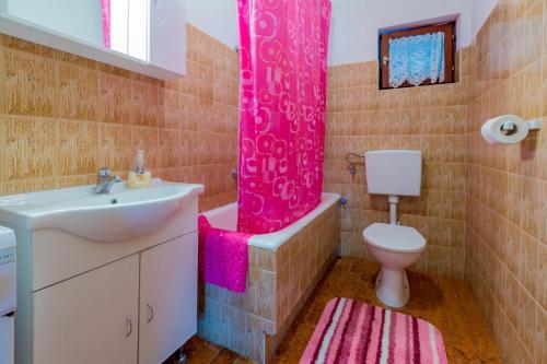 Apartamentos Anton.