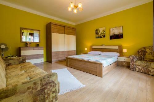 Apartamentos Mare 1