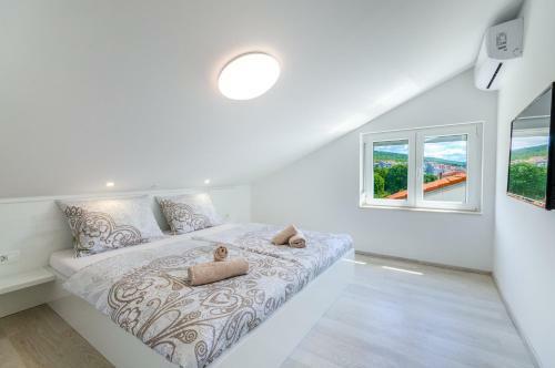 Apartamentos Abros Potkrovlje