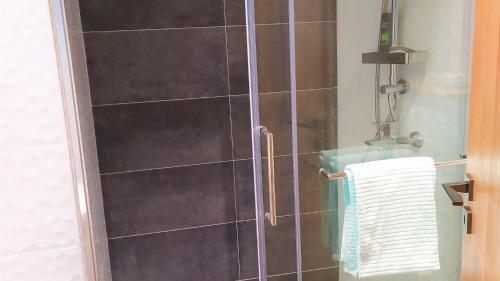Hostal Luxury Apartment - Old Soul With A New Heart