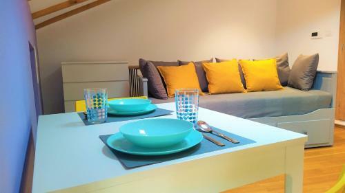 Hostal Luxury Apartment - Old Soul With A New Heart