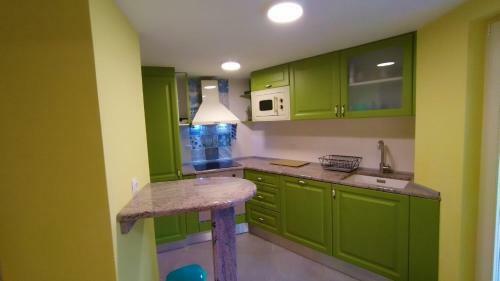 Hostal Luxury Apartment - Old Soul With A New Heart