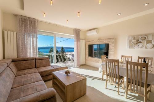 Abros Apartments