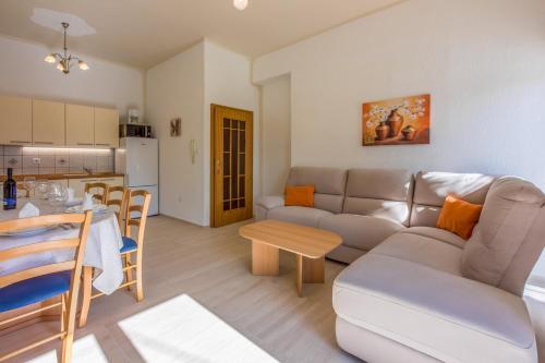 Abros Apartments