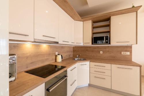 Abros Apartments