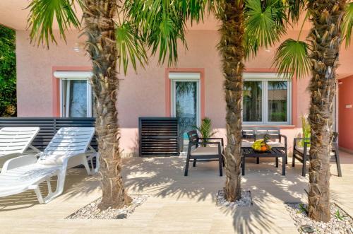 Abros Apartments