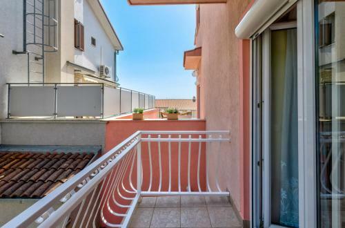 Abros Apartments