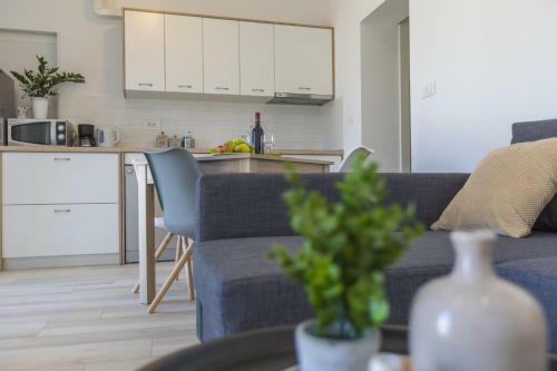 Apartments M And M