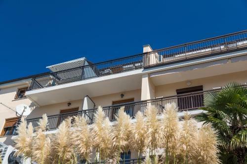 Luxury Sea View Apartments