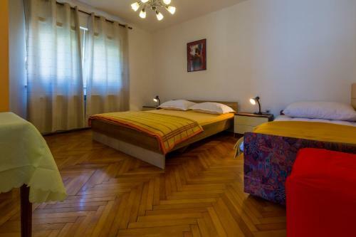 Anena Apartment