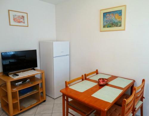 Apartments Ivo